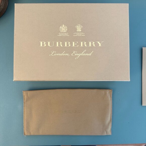 BURBERRY HOUSE CHECK AND GRAINY LEATHER CONTINENTAL WALLET - Picture 7 of 8